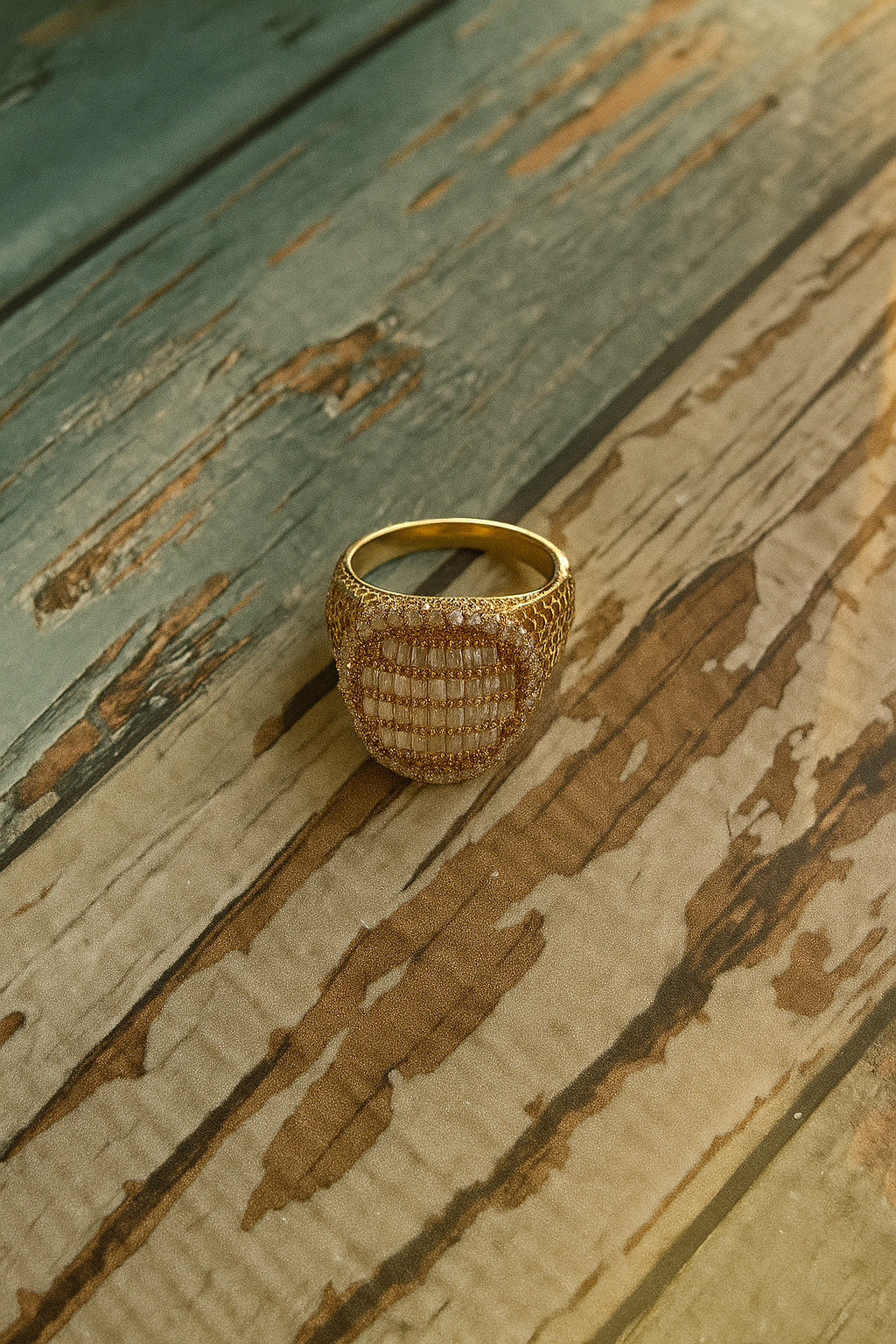 Golden Aura Knot Ring